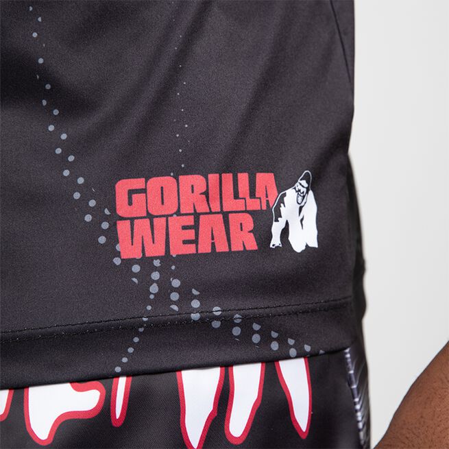 Clayton T-Shirt Svart Röd